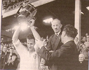 Frankie lifts the Liam McCarthy Cup